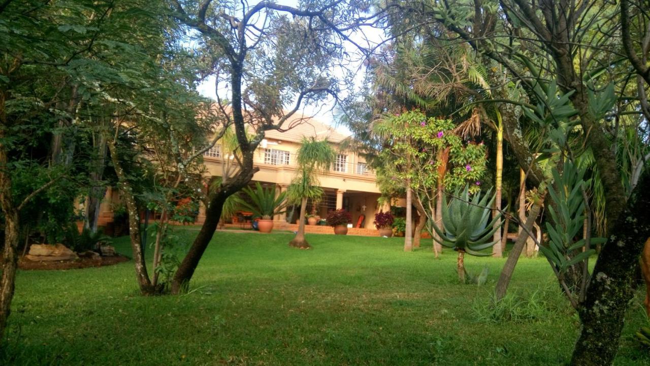Suikerbosrant Sleep And Go Bed & Breakfast Pretoria Exterior photo